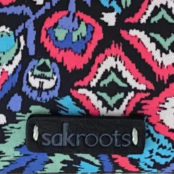 SAKROOTS Women’s Smartphone Crossbody Bag in Eco Twill Convertible Wallet NWOT - Picture 5 of 14